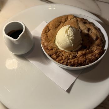 Barclay Prime - Warm Deep Dish Cookie - Steakhouses Near Me - Philadelphia, Pennsylvania Barclay Prime - Warm Deep Dish Cookie - Steakhouses Near Me - Philadelphia, Pennsylvania