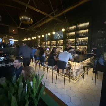 PARA - Bars Near Me - Charlotte, North Carolina