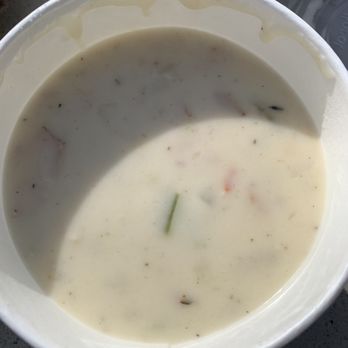 Cool Cat Cafe - Clam chowder - American Near Me - Pismo Beach, California
