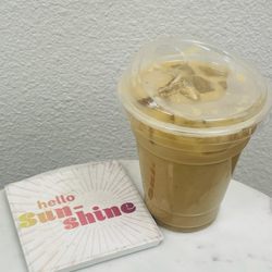 Pax & Beneficia - Iced latte - pumpkin spice oat milk