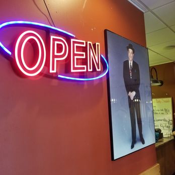 Jim's Rib Haven - Open on a snowy Thursday - Barbeque Near Me - Rock Island, Illinois Jim's Rib Haven - Open on a snowy Thursday - Barbeque Near Me - Rock Island, Illinois