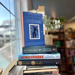 Stroll the village, grab a coffee in town, & browse thousands of half-off used books! Open late until 8 PM on Saturdays!