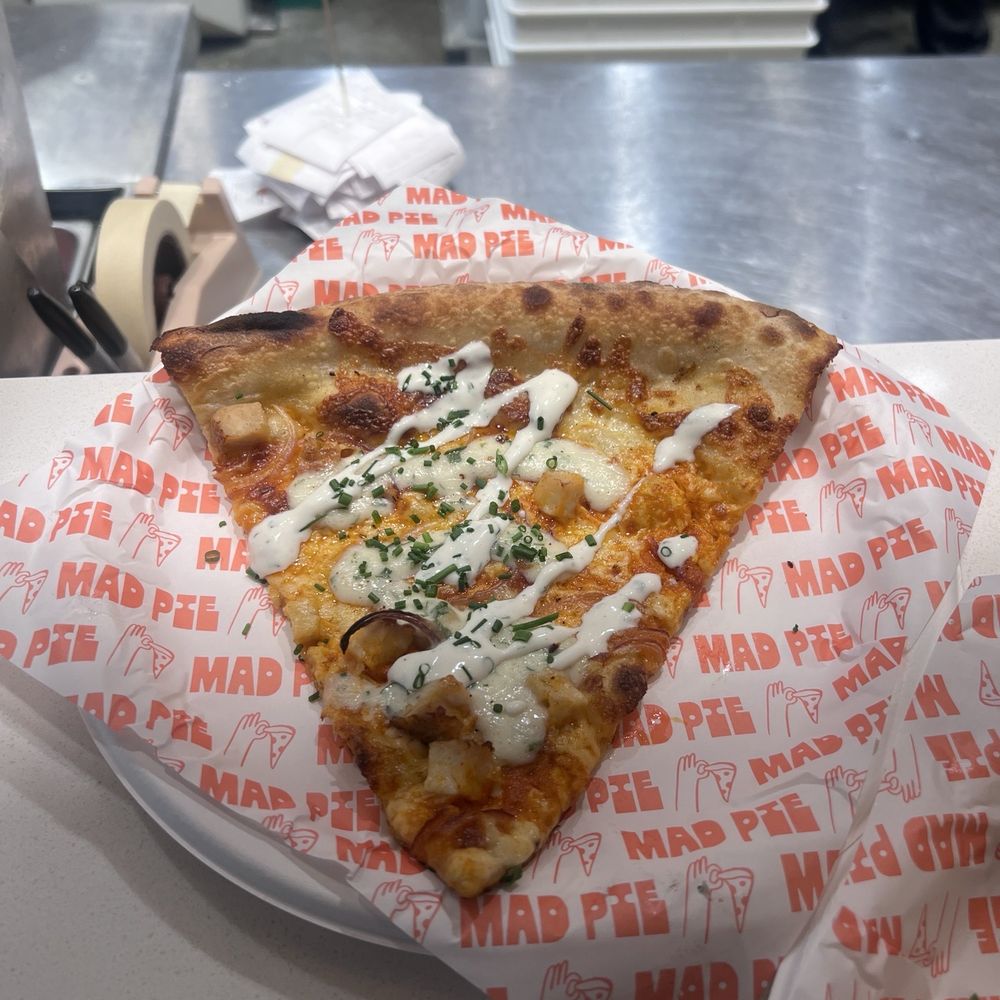 Mad Pie - Buffalo Chicken - Pizza Near Me - Honolulu, Hawaii