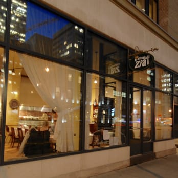 Zia - the outside of a restaurant at night - Italian Near Me - Montreal, Quebec