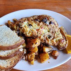 Rocky Creek Cafe - Rib eye omelet