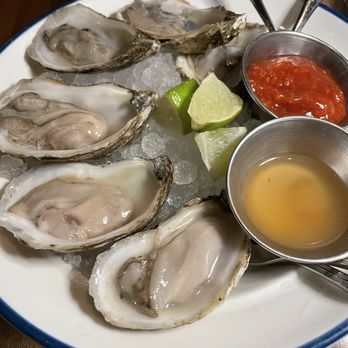 The Ends Restaurant - Oysters - New American Near Me - Scottsdale, Arizona The Ends Restaurant - Oysters - New American Near Me - Scottsdale, Arizona