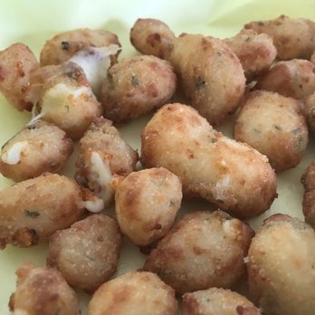 Ryan's Saloon & Broiler - Garlic cheese curds - Bars Near Me - Reno, Nevada