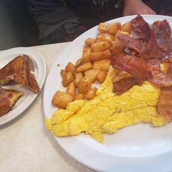 East Providence Weiners - a breakfast of eggs, bacon, toast, and potatoes - Hot Dogs Near Me - East Providence, Rhode Island East Providence Weiners - a breakfast of eggs, bacon, toast, and potatoes - Hot Dogs Near Me - East Providence, Rhode Island