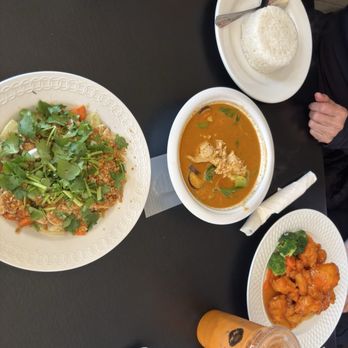 Tuay Thai - Thai Near Me - Palos Heights, Illinois