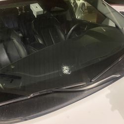 Budget Car Rental - This is the non noticeable crack.