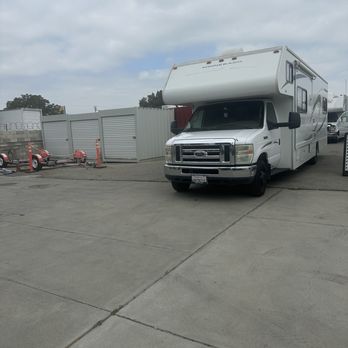 Budget RV Rentals - The RV we rented - RV Rental Near Me - Pomona, California Budget RV Rentals - The RV we rented - RV Rental Near Me - Pomona, California