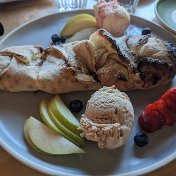 Passione Emporio - The zucchero - Pizza Near Me - Berkeley, California