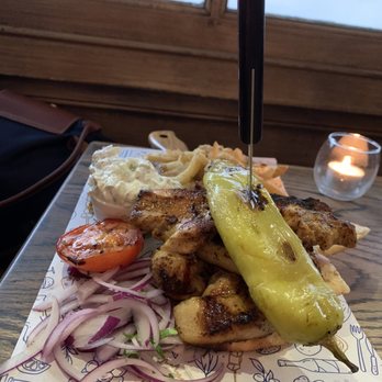 Tavernaki Portobello - Souvlaki kotopoulo - Seafood Near Me - London, XGL