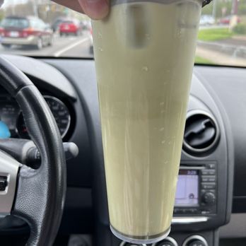Honey Bee Tea - Matcha latte - Bubble Tea Near Me - Manchester, Missouri