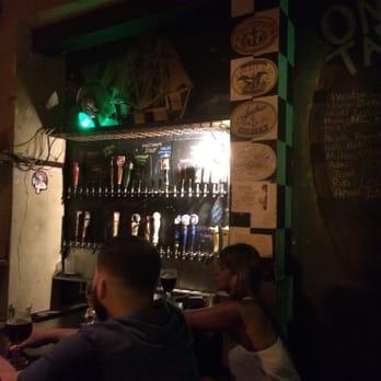 La Taberna Lúpulo - Beer wall - Breakfast & Brunch Near Me - San Juan, Puerto Rico