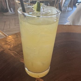 Luna - Mango Guava Agra Fresca - Tacos Near Me - Bakersfield, California Luna - Mango Guava Agra Fresca - Tacos Near Me - Bakersfield, California
