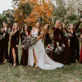 Shelby Mousley Photography - Bride and her girls. - Event Photography Near Me Shelby Mousley Photography - Bride and her girls. - Event Photography Near Me