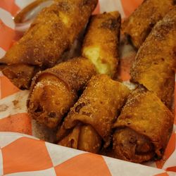 Busta's Burgers - Apple and cheese egg rolls dessert yummy!
