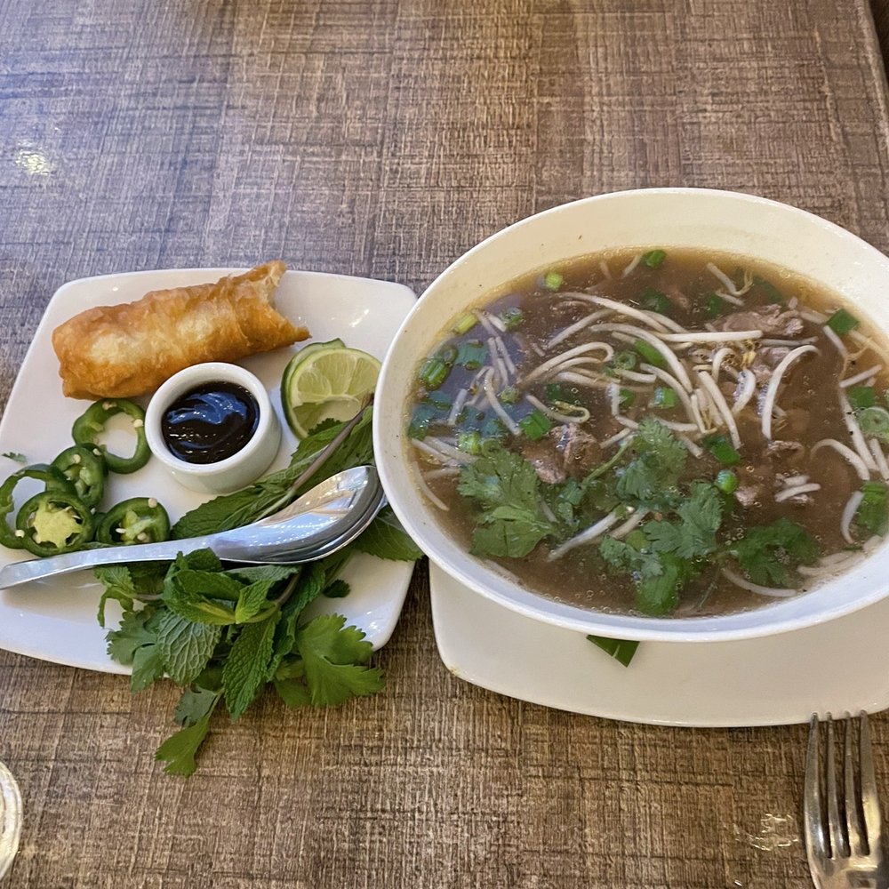 Mr Max - Tonkotsu Ramen - Sushi Bars Near Me - Irving, Texas