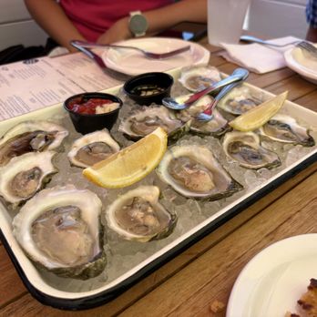 Haring's Noank - Oysters - Seafood Near Me - Groton, Connecticut
