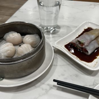 Tim Ho Wan - RR1. Steamed Rice Roll Stuffed with BBQ Pork S6. Steamed Shrimp Dumplings (HAR Gow) - Dim Sum Near Me - Irvine, California Tim Ho Wan - RR1. Steamed Rice Roll Stuffed with BBQ Pork S6. Steamed Shrimp Dumplings (HAR Gow) - Dim Sum Near Me - Irvine, California