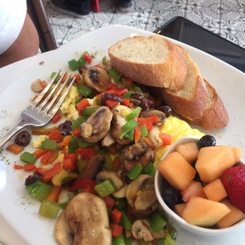 Utopia Caffe - Parisian omelette - Breakfast & Brunch Near Me - Tustin, California