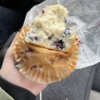 Brilla Coffee - Coffee Roasteries Near Me - Holden, Massachusetts
