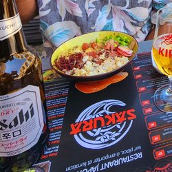 Sakura - Poke bowl and beer