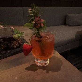 SingleThread Restaurant & Inn - Strawberry Drink - New American Near Me - Healdsburg, California