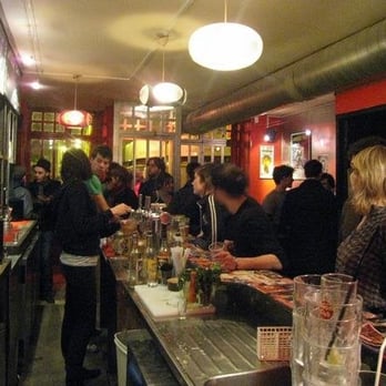 Ufo - Photo prise sur le site Web Ufo - Pubs Near Me - Paris, 75 Ufo - Photo prise sur le site Web Ufo - Pubs Near Me - Paris, 75