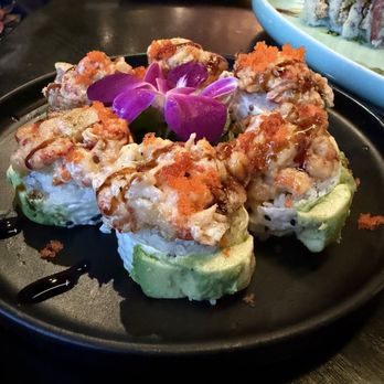 KUWADA - Kuwada Roll - Sushi Bars Near Me - Rancho Cucamonga, California