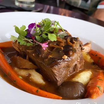SeaGuini - Opal Sands Resort - Short ribs - New American Near Me - Clearwater, Florida SeaGuini - Opal Sands Resort - Short ribs - New American Near Me - Clearwater, Florida