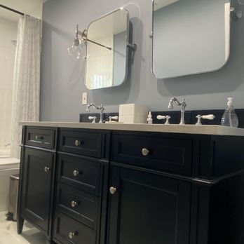 Diaz Construction - Guest bathroom remodel - General Contractors Near Me - Menlo Park, California Diaz Construction - Guest bathroom remodel - General Contractors Near Me - Menlo Park, California
