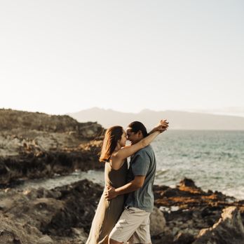 Caitlin Grace Photography - Engagement photos - Session Photography Near Me