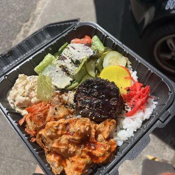 HanaPa'a 2 - ahi fever - Poke Near Me - Honolulu, Hawaii
