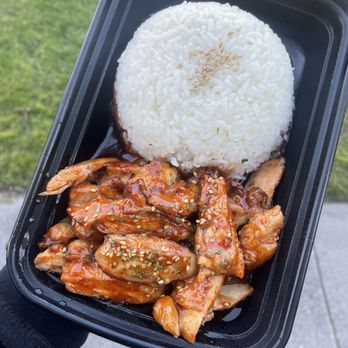 Vons Chicken - Oven Chicken Rice Bowl IG: @bayareapineapples - Chicken Wings Near Me - Concord, California