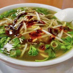 Pho Rau Cai Dau Hu: veggie & tofu pho