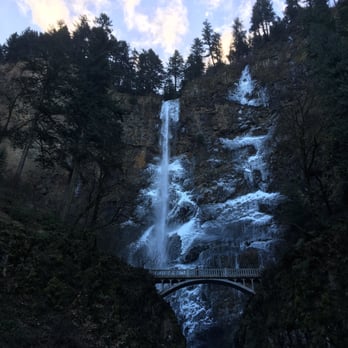 Multnomah Falls - Hiking Near Me - Bridal Veil, Oregon Multnomah Falls - Hiking Near Me - Bridal Veil, Oregon