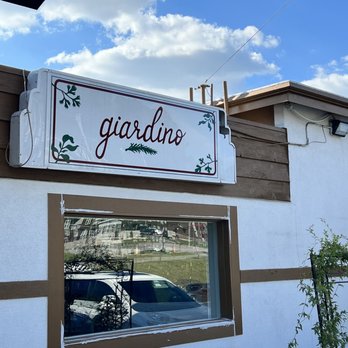Giardino - Italian Near Me - Chattanooga, Tennessee Giardino - Italian Near Me - Chattanooga, Tennessee