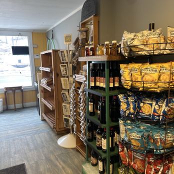 The Local Hub - Breakfast & Brunch Near Me - Greenwood, Maine