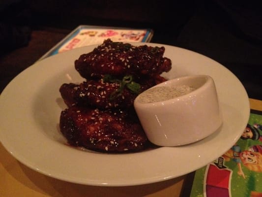 Photo of Cause - The PhilanthroPub - Washington, DC, DC, US. Wings