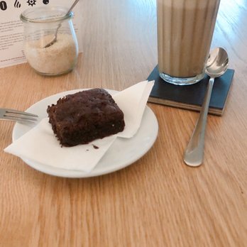 Public Coffee Roasters - When you are the one who wakes early--brownie and coffee time! - Coffee & Tea Near Me - Hamburg, HH Public Coffee Roasters - When you are the one who wakes early--brownie and coffee time! - Coffee & Tea Near Me - Hamburg, HH