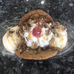 Cookie Sundae