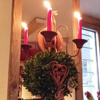 Blumen- und Gartenkunst - Jetzt kann Weihnachten kommen - danke Blumen und Gartenkunst! - Florists Near Me - Berlin, BE