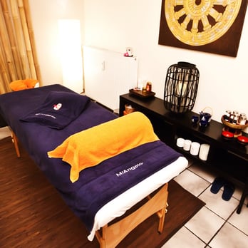 Centro Delfino Köln - Hair Removal Near Me - Cologne, NW Centro Delfino Köln - Hair Removal Near Me - Cologne, NW