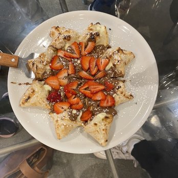 Via Caravaggio 147 - nutella pizza - Pizza Near Me - Paso Robles, California Via Caravaggio 147 - nutella pizza - Pizza Near Me - Paso Robles, California