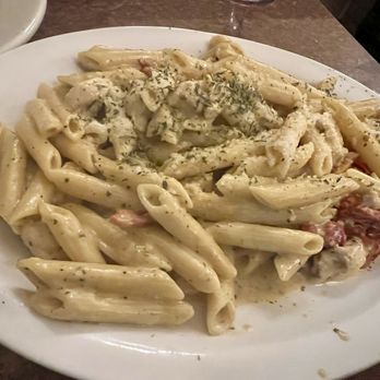 Pasquale’s Italian Restaurant - Penne w/ Chicken - Italian Near Me - Beckley, West Virginia Pasquale’s Italian Restaurant - Penne w/ Chicken - Italian Near Me - Beckley, West Virginia