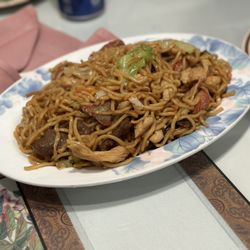 Golden Bowl - House Chow Mein