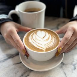 Apple Chai Latte with doppio (2 espresso shots) Apple Chai Latte with doppio (2 espresso shots)