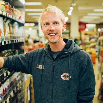 Country Grocer - a man in a grocery store - Grocery Near Me - Victoria, British Columbia Country Grocer - a man in a grocery store - Grocery Near Me - Victoria, British Columbia